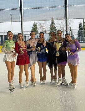 gruppe clubi 2026_edited.jpg