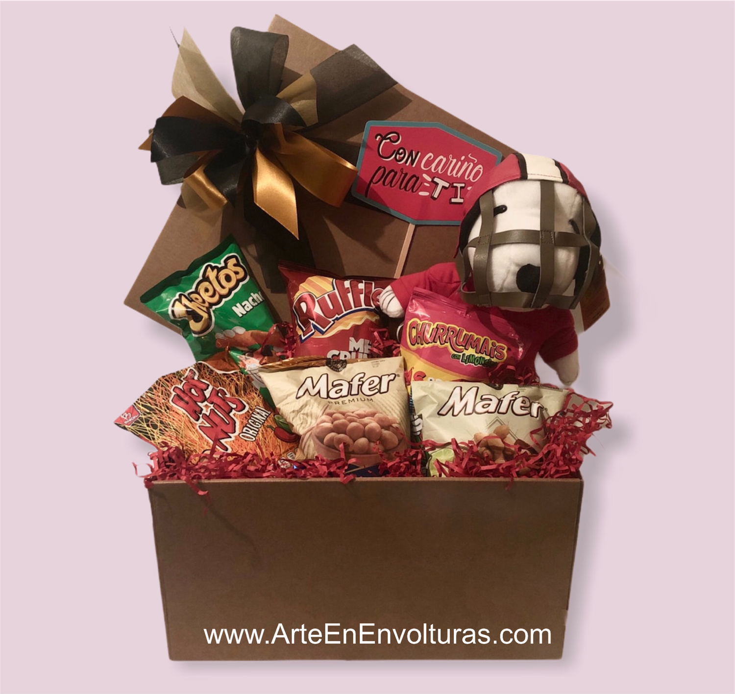 Caja de dulces y botanas con peluche Snoopy