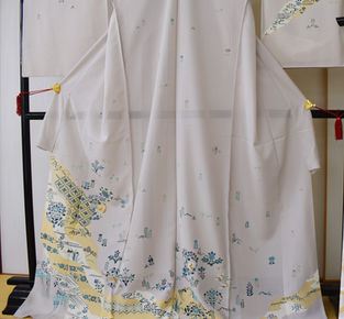 夏の訪問着