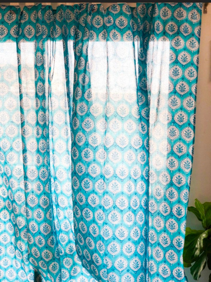 Thumbnail: Curtains
