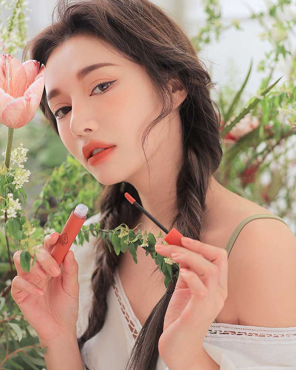 Thumbnail: 3CE Velvet lip tint 丝柔雾面唇釉