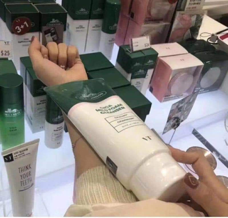 Thumbnail: VT Cica Mild/Progloss Foam Cleanser 洗脸霜 积雪草/蜂胶黄金 巨大装300ml