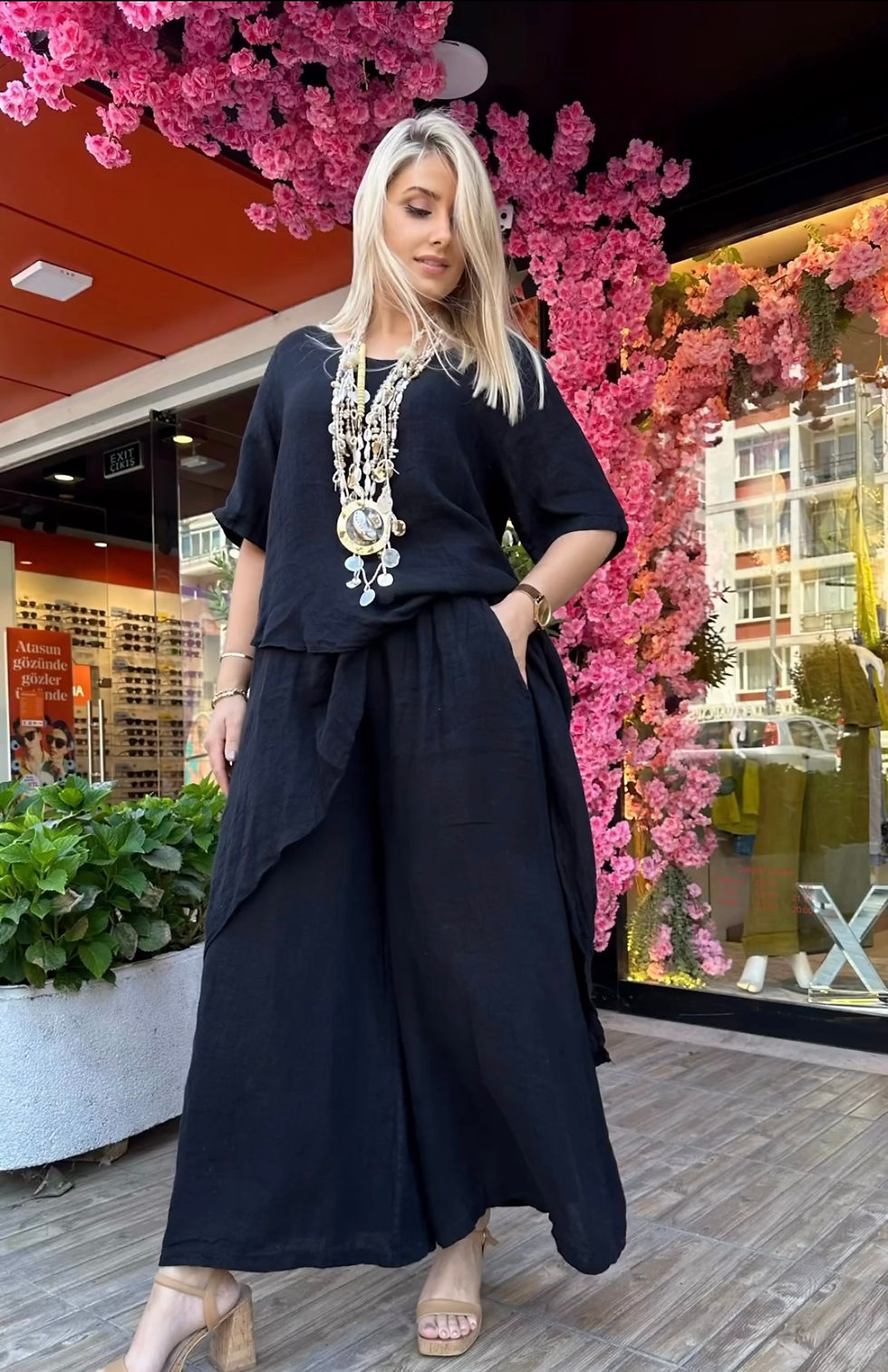Thumbnail: Asymmetrical coord set