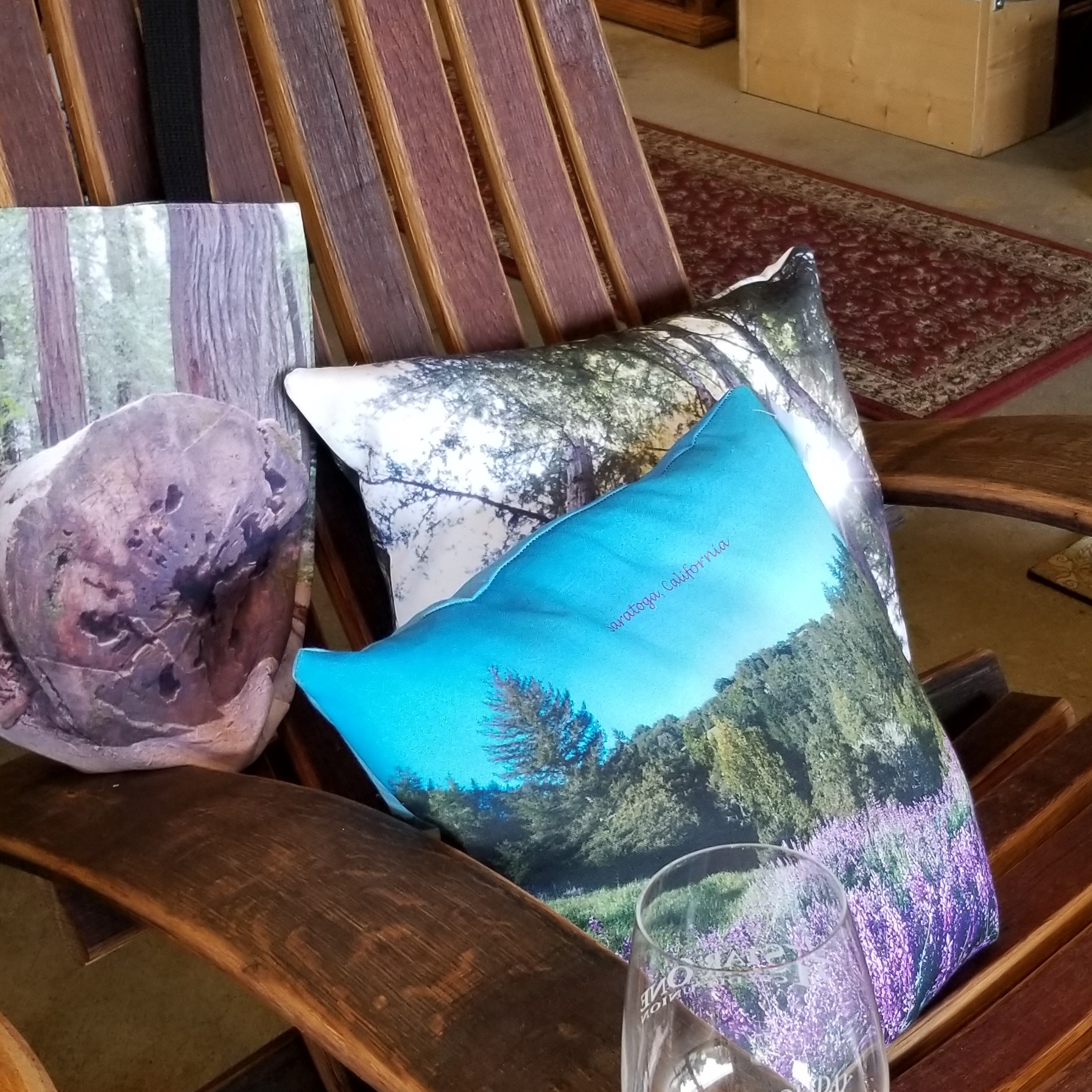 chairs_pillows crop