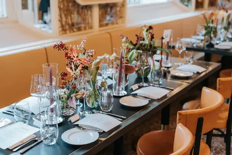 Elegant wedding table setting with floral arrangements