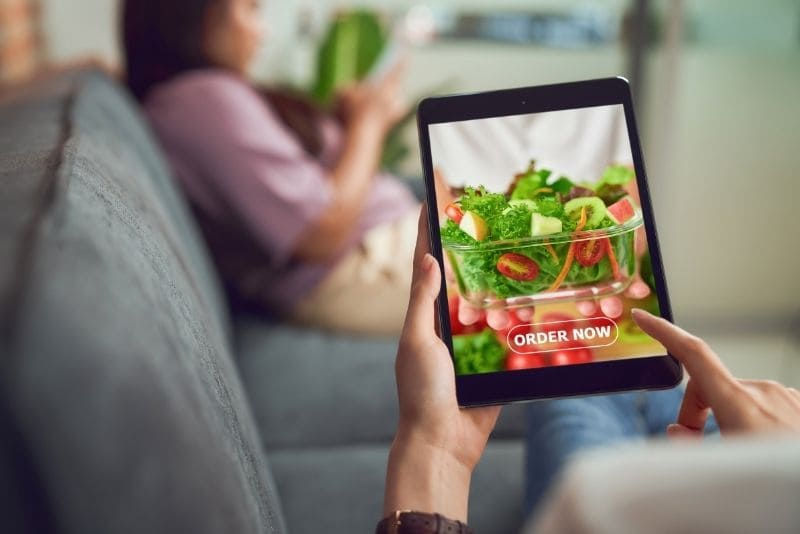 Tablet ve yemek siparişi uygulaması