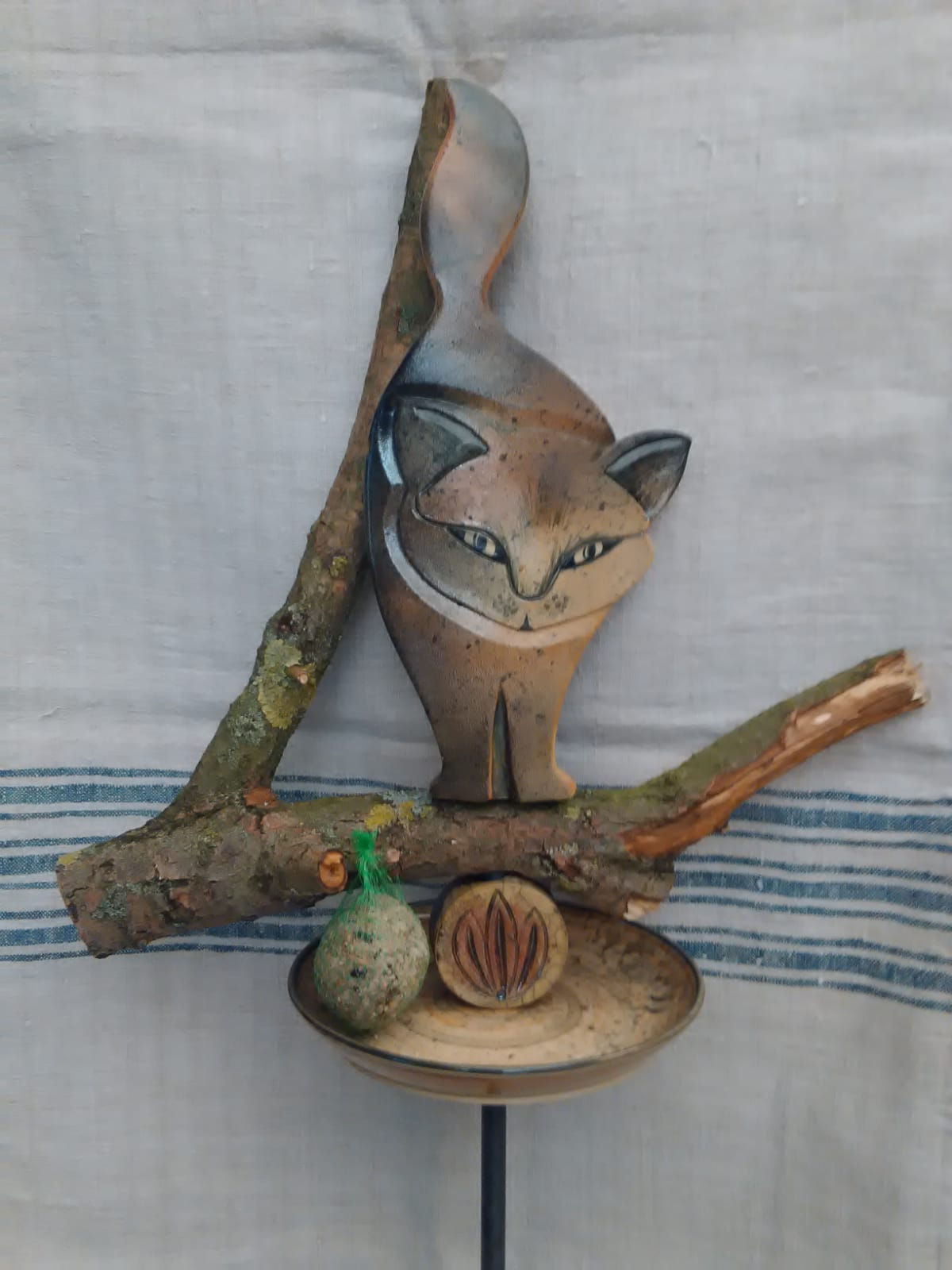 Katze Stehend Winterfest