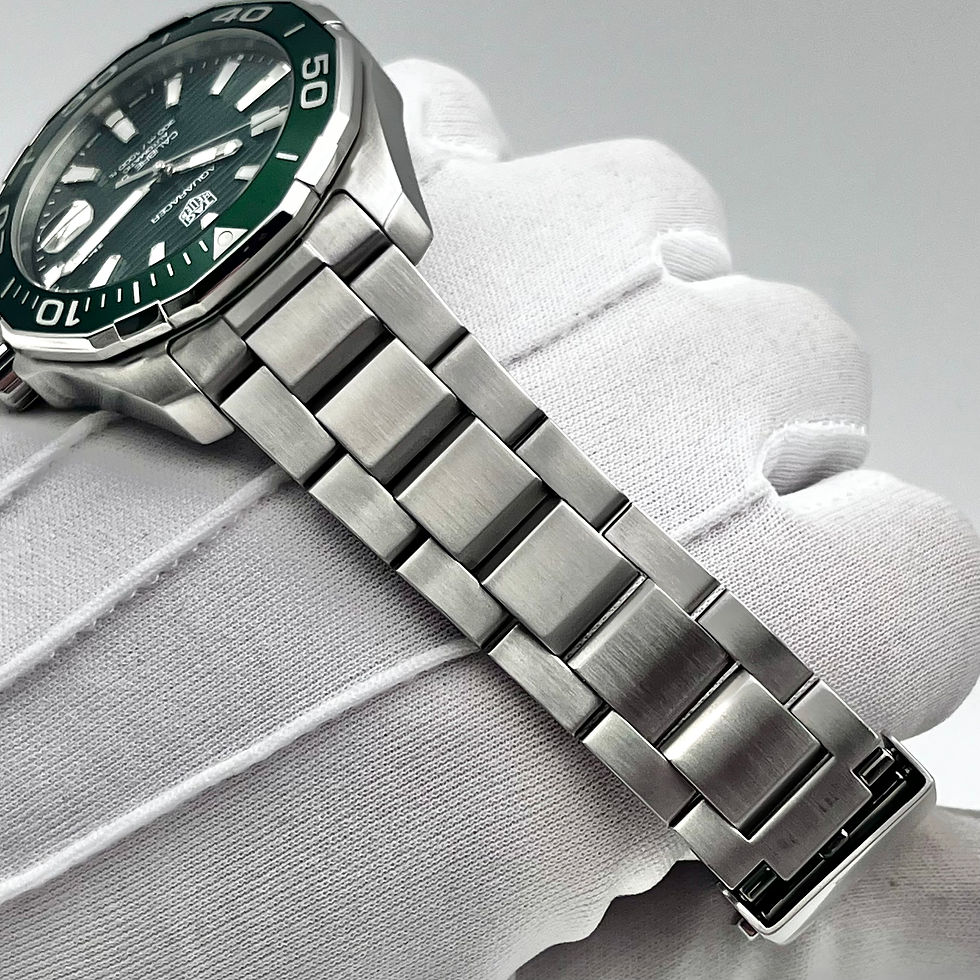 Thumbnail: Tag Heuer Aquaracer ‘Hulk’ 43mm Green (WAY201S-0) 2022 Box Papers Warranty 