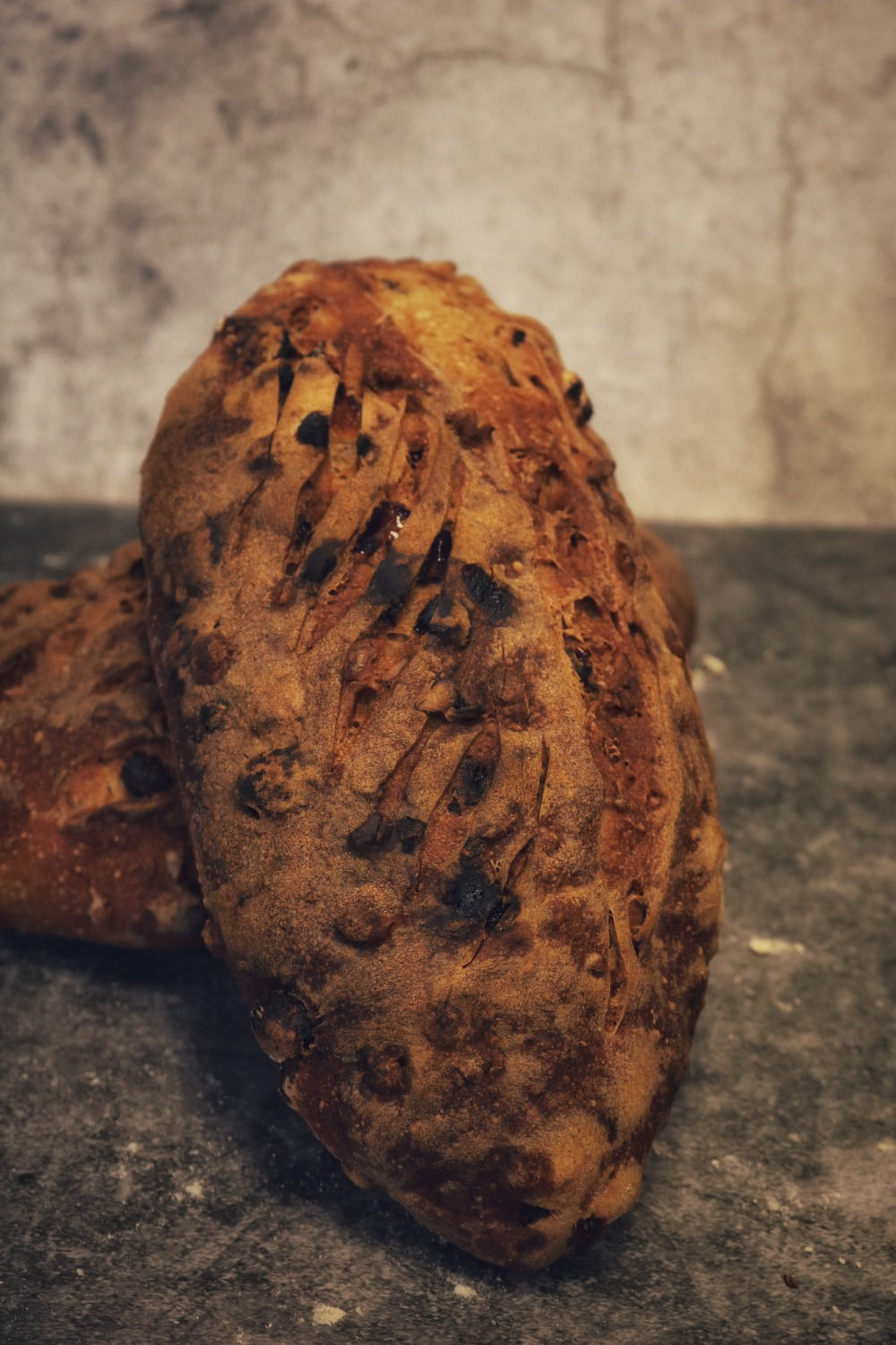 fruit & walnut bread