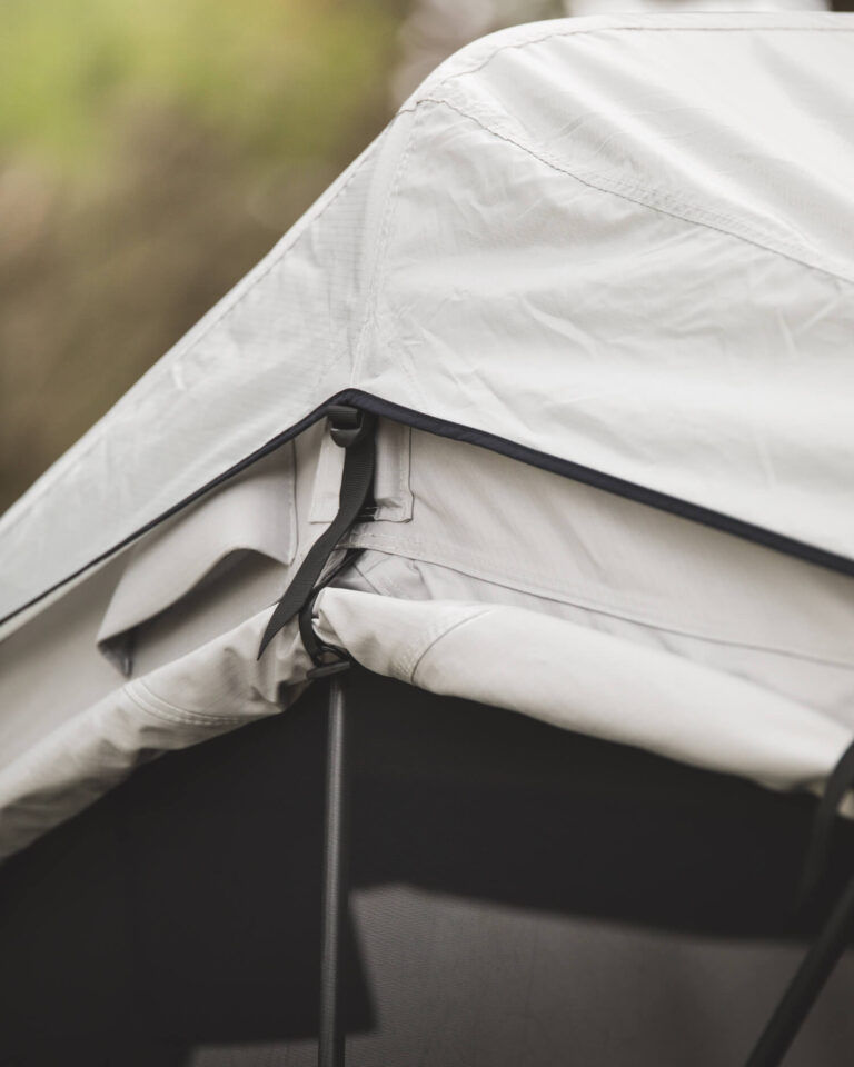 Thumbnail: Crow’s Nest Regular Rooftop Tent – Grey