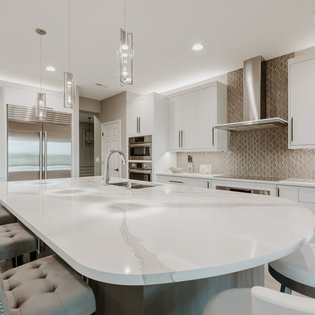 Contemporary on the lake