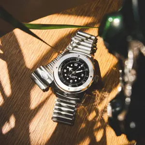 Serica 7505 Field Chronometer: Novi 35 mm field watch inspiriran vintage vojnim modelima