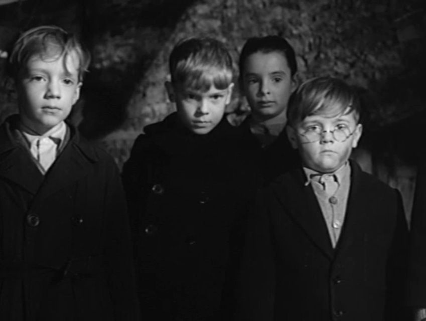 Robert Palmer (left)