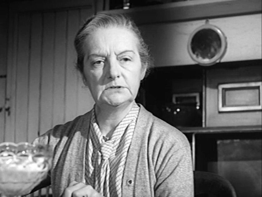 Elsie Wagstaff