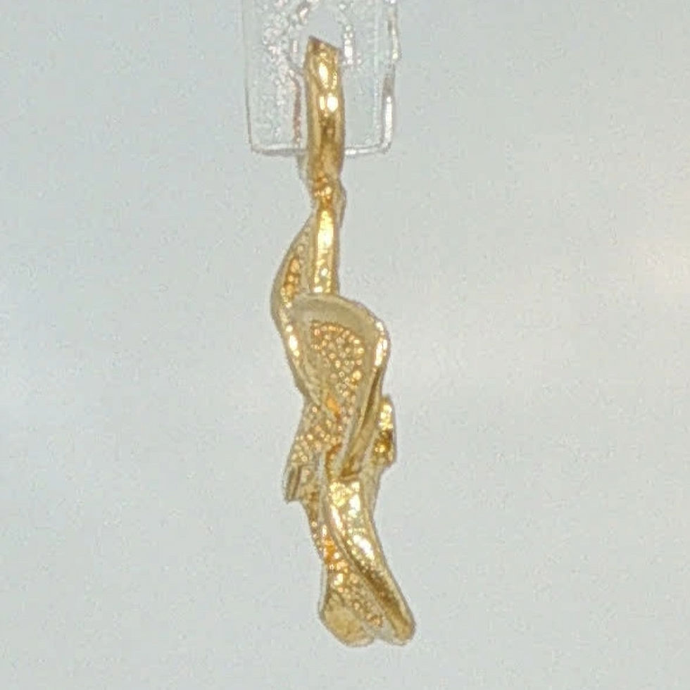 Thumbnail: Yellow Gold Textured Plumeria Flower Pendant