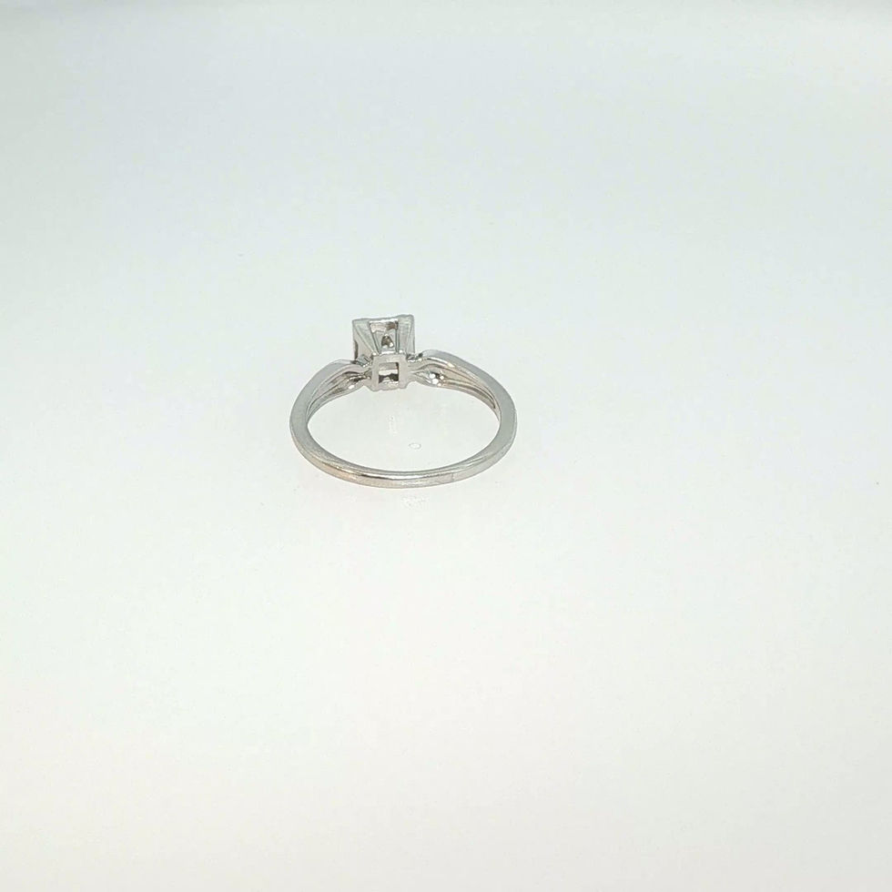 Miniaturbild: Vintage Style Diamond Solitaire Ring in White Gold