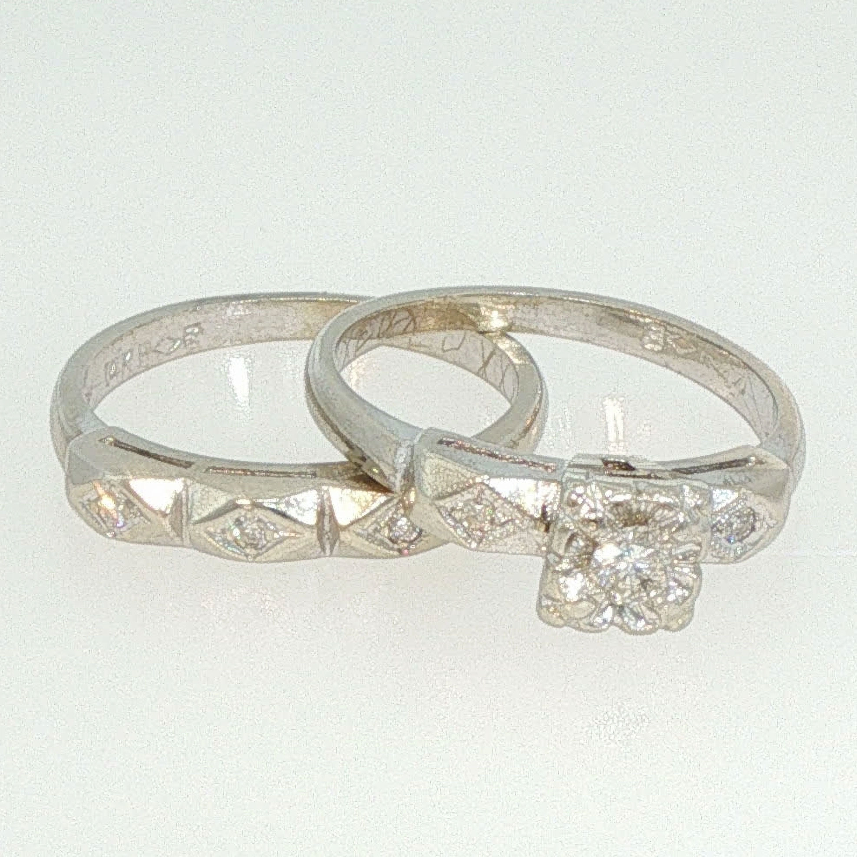 Diamond Engagement Ring Set in White Gold