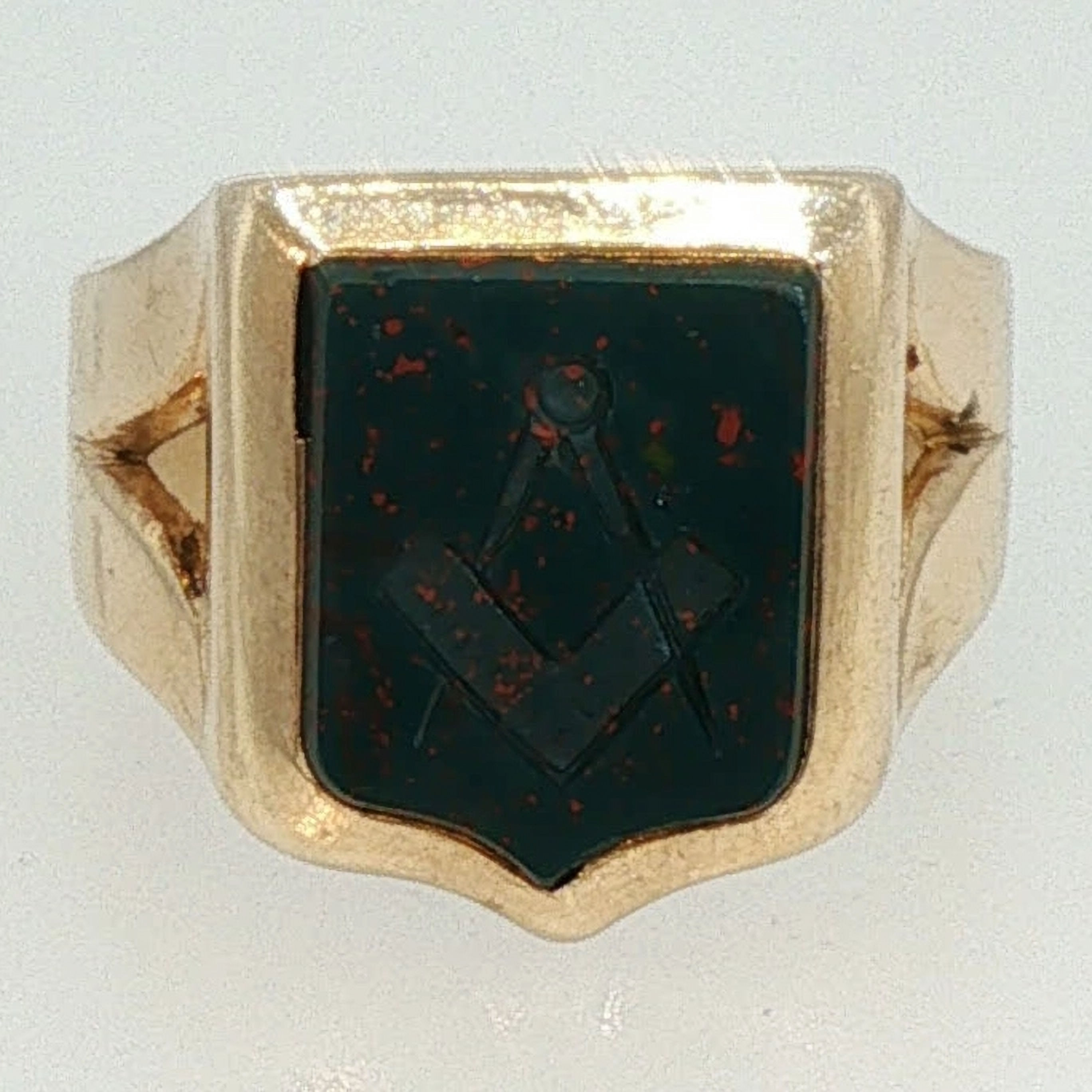 Yellow Gold Masonic Bloodstone Ring