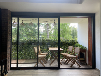 Baies vitrées coulissantes - Versailles Aluminium