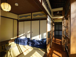 Dormir dans une maison traditionnelle japonaise : la machiya 町家
