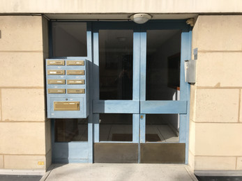 Porte entrée immeuble