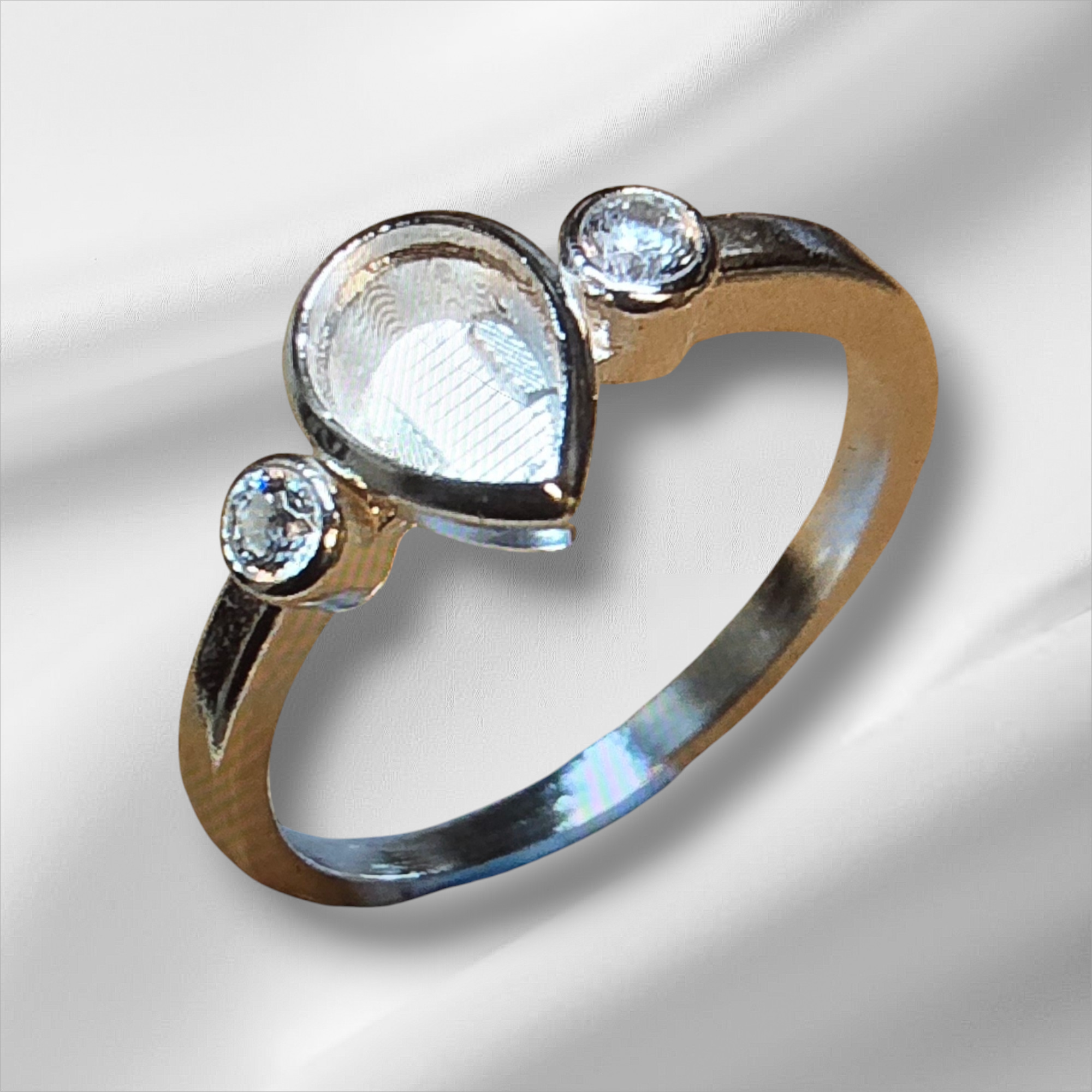 Pear shaped Inlay cremation ring