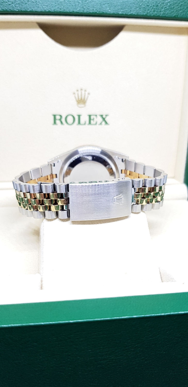 Thumbnail: Rolex Oyster Perpetual Mother-Of-Pearl Roman Datejust REF: 16233