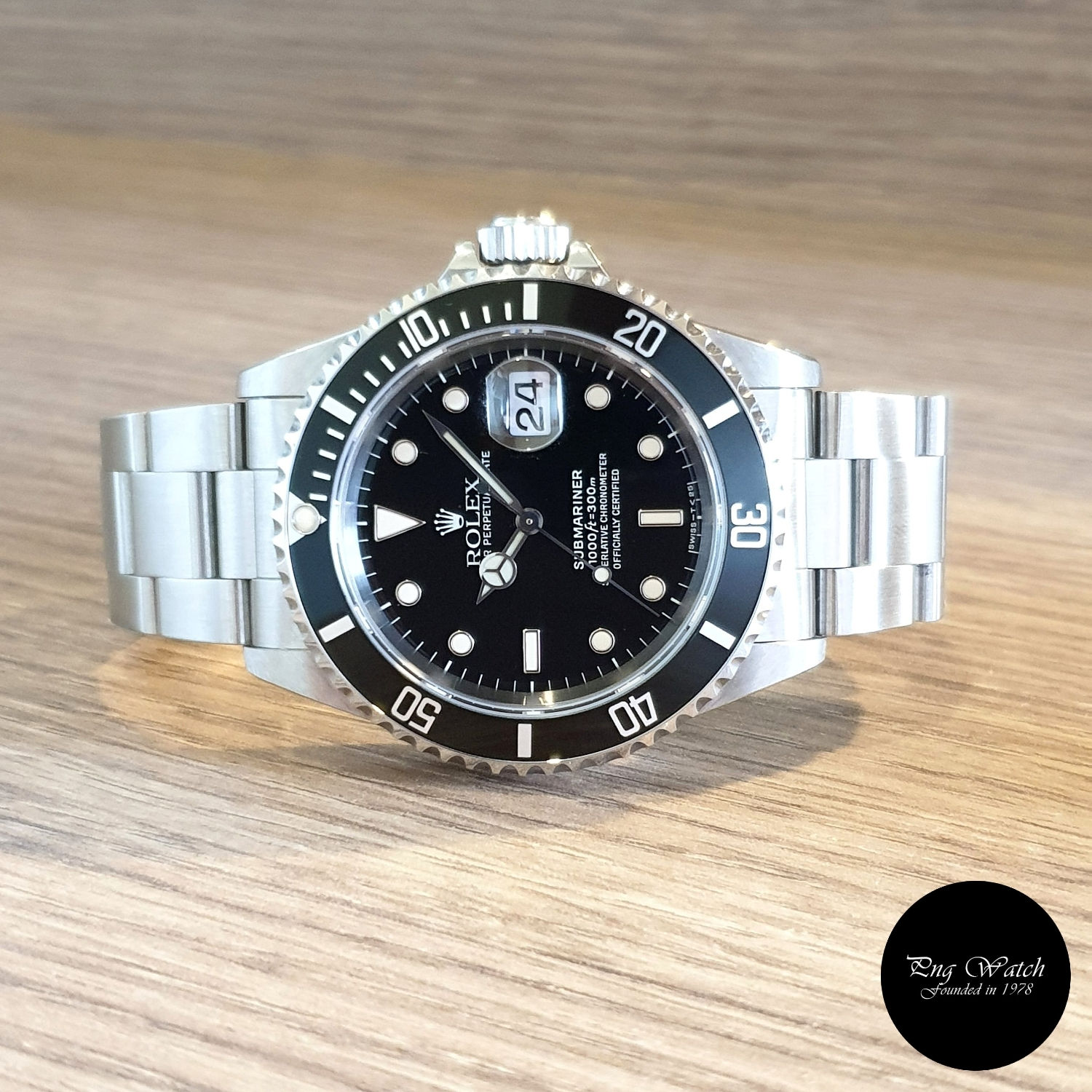 Rolex Tritium Black Submariner Date REF: 16610 (S Series)(2)