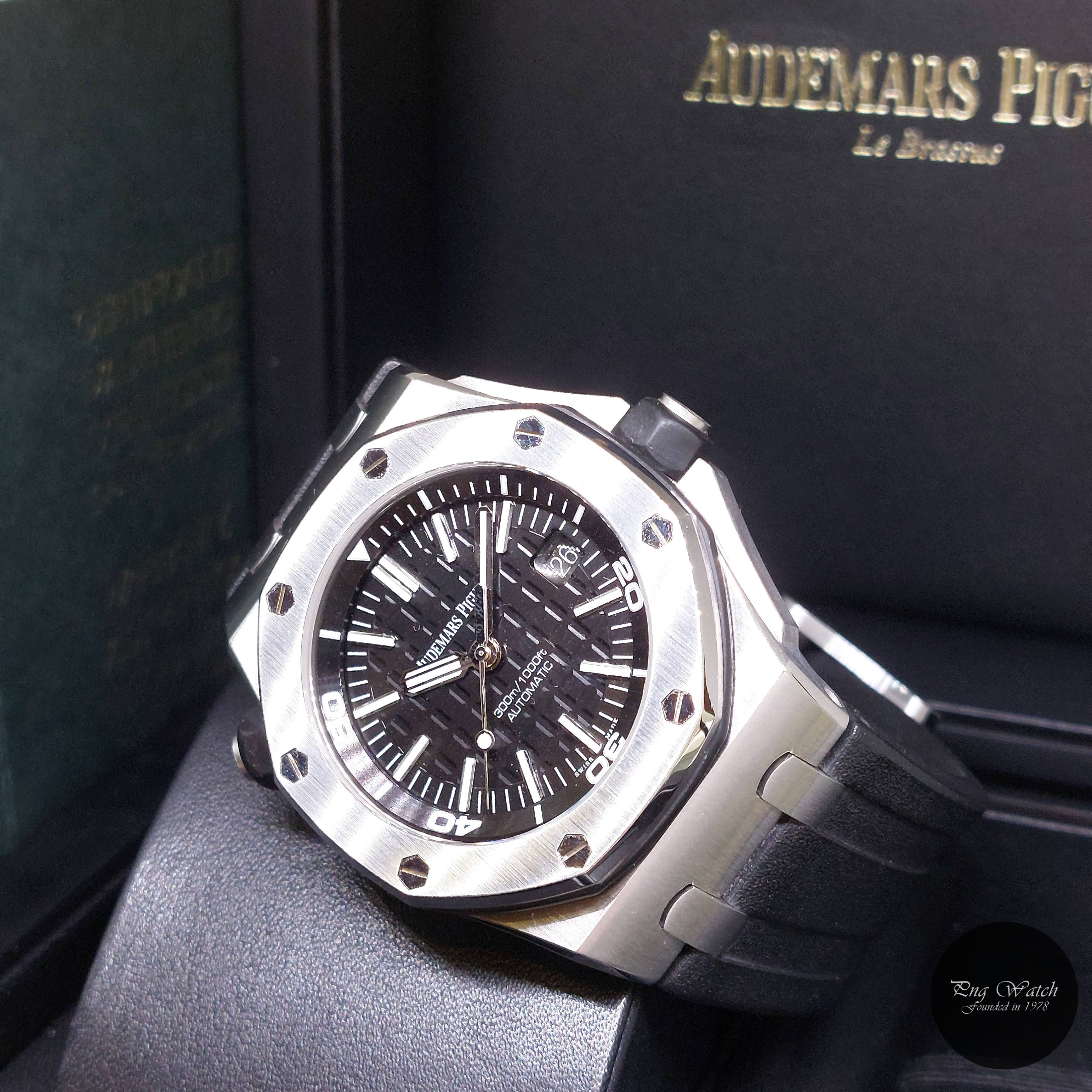 Audemars Piguet Black 42mm Stainless Steel Royal Oak Offshore Diver REF: 15710ST