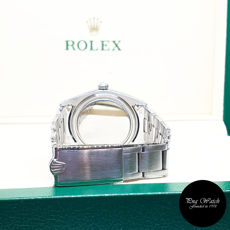 Thumbnail: Rolex Oysterdate Precision Black Indexes (Rivet Bracelet) REF: 6694 (Full Set)