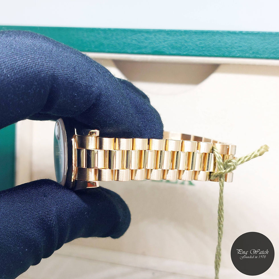Thumbnail: Rolex 26mm 18K Yellow Gold Silver Diamonds Lady "QUEEN" Datejust REF: 179168