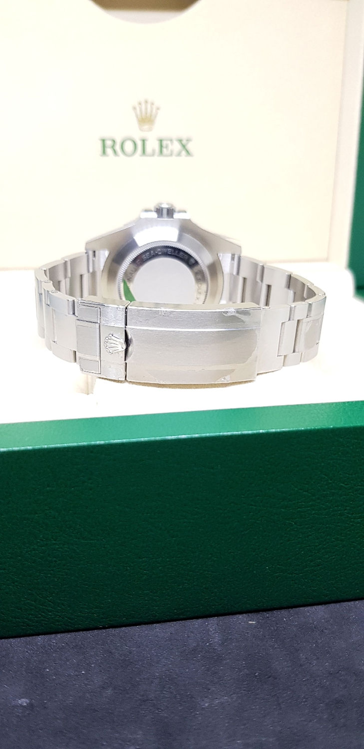 Thumbnail: Rolex Oyster Perpetual Ceramic 43mm Sea Dweller Red REF: 126600