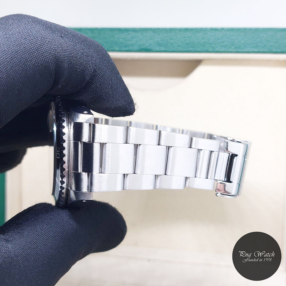 Thumbnail: Rolex 40mm Oyster Perpetual Black Dial Submariner Date REF: 16610 (A Series)