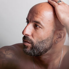 משחק מול מצלמה