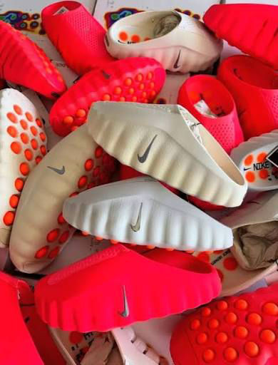 Thumbnail: Nike Mind 001 Slides