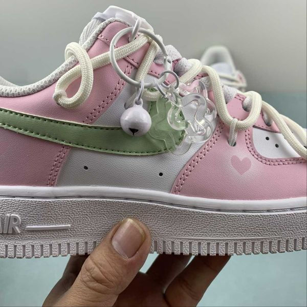 Thumbnail: Nike Air Force 1