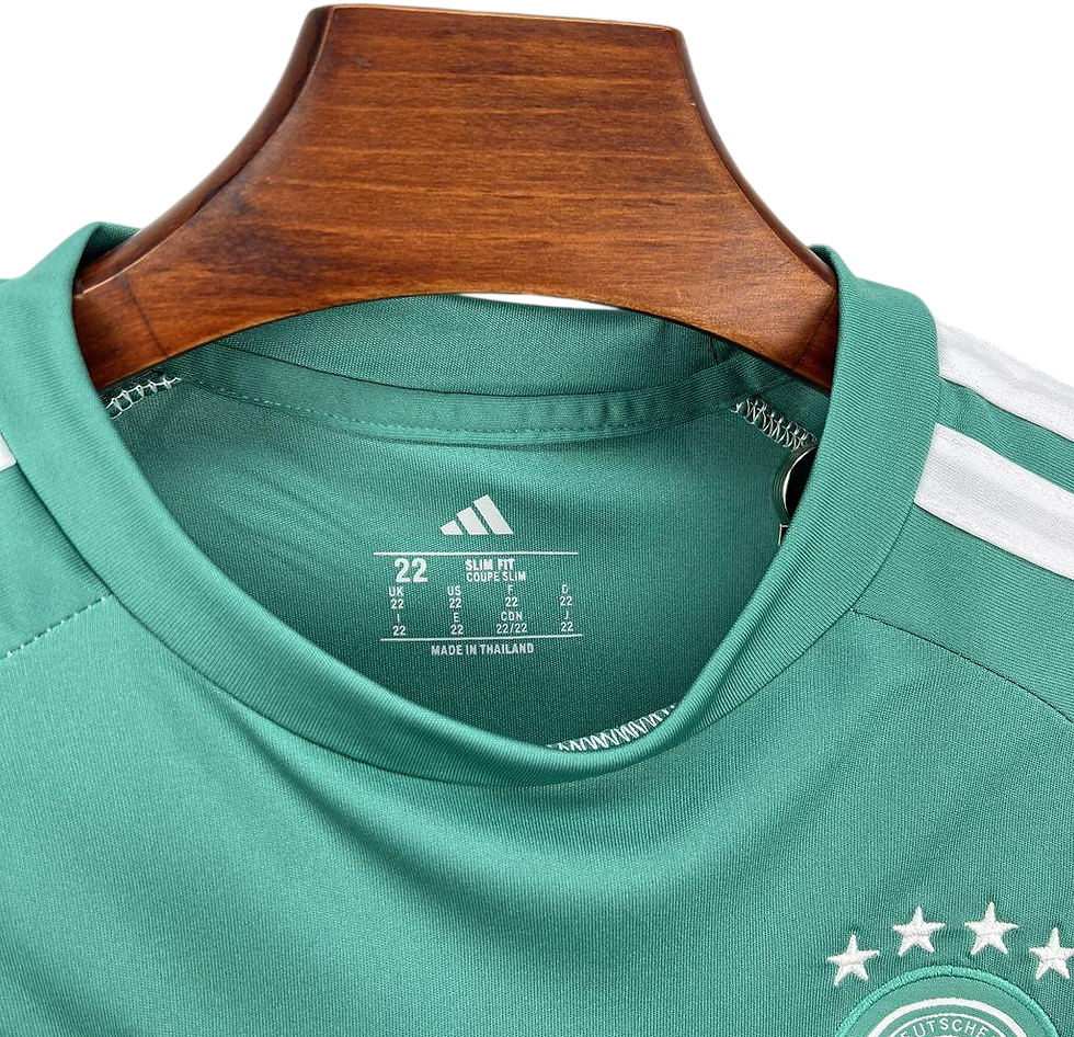 Miniatura: Kit Infantil Alemanha 2026/27 Goleiro Verde