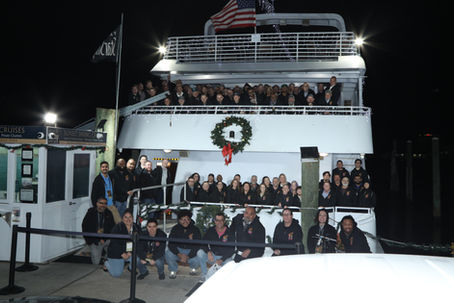 5 Ways Our Onsite Audiovisual Services Make Holiday Events Stress-Free