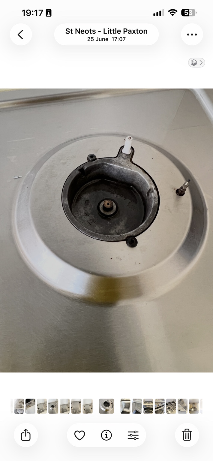 Hob cleaning after