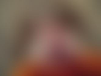 niña con rabieta en el suelo