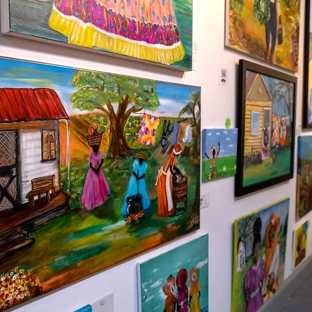gallery wall.webp
