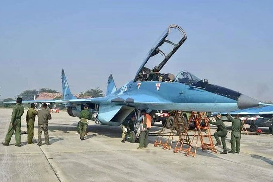 At least five injured in junta Y-12 airstrikes on Werathani villages