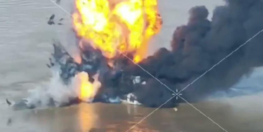 KIA Destroys Two Junta Support Ships in Latest River Attack in Kachin State