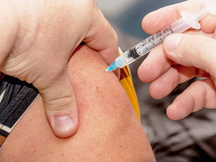 Prefeitura inicia campanha de vacinação contra influenza e sarampo em Vilhena