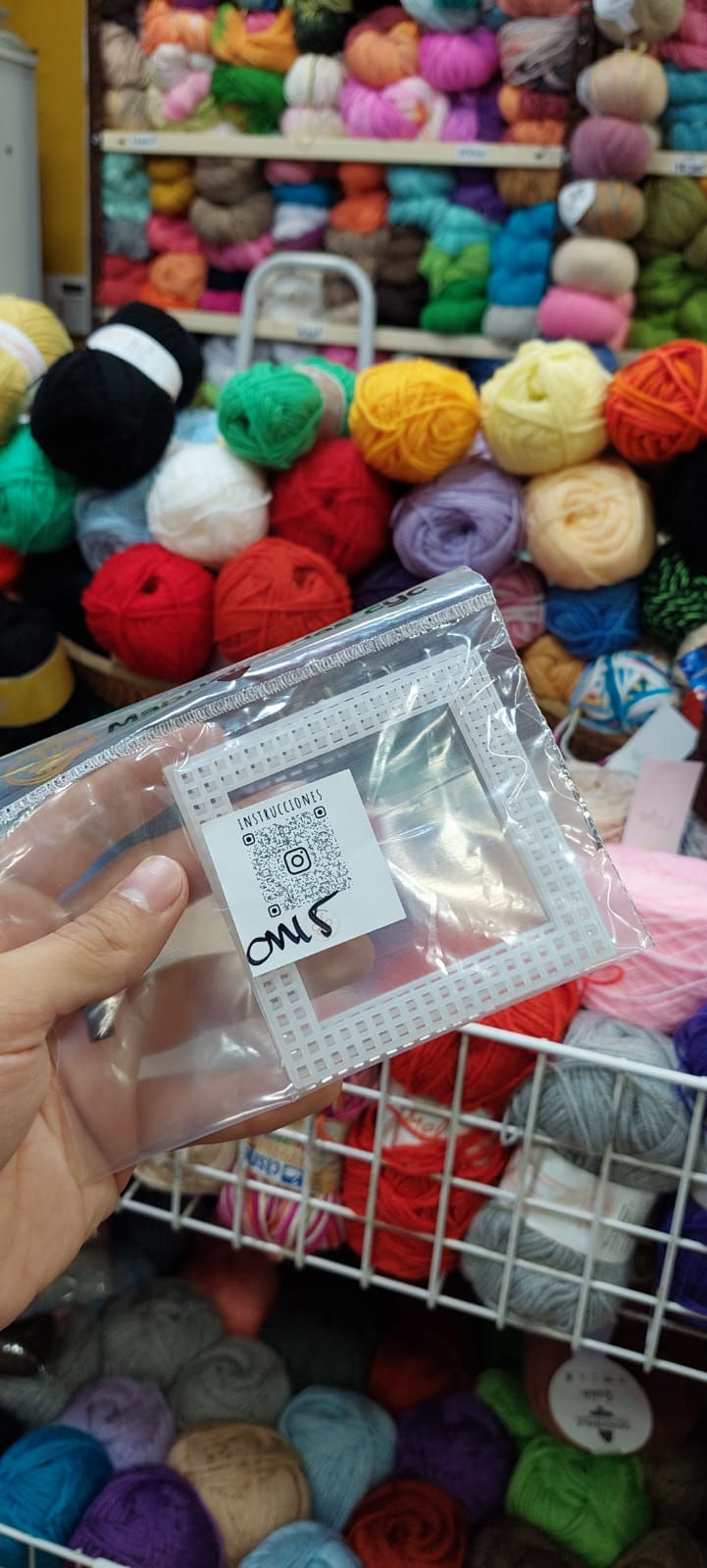 Miniatura: PLASTIC CANVAS