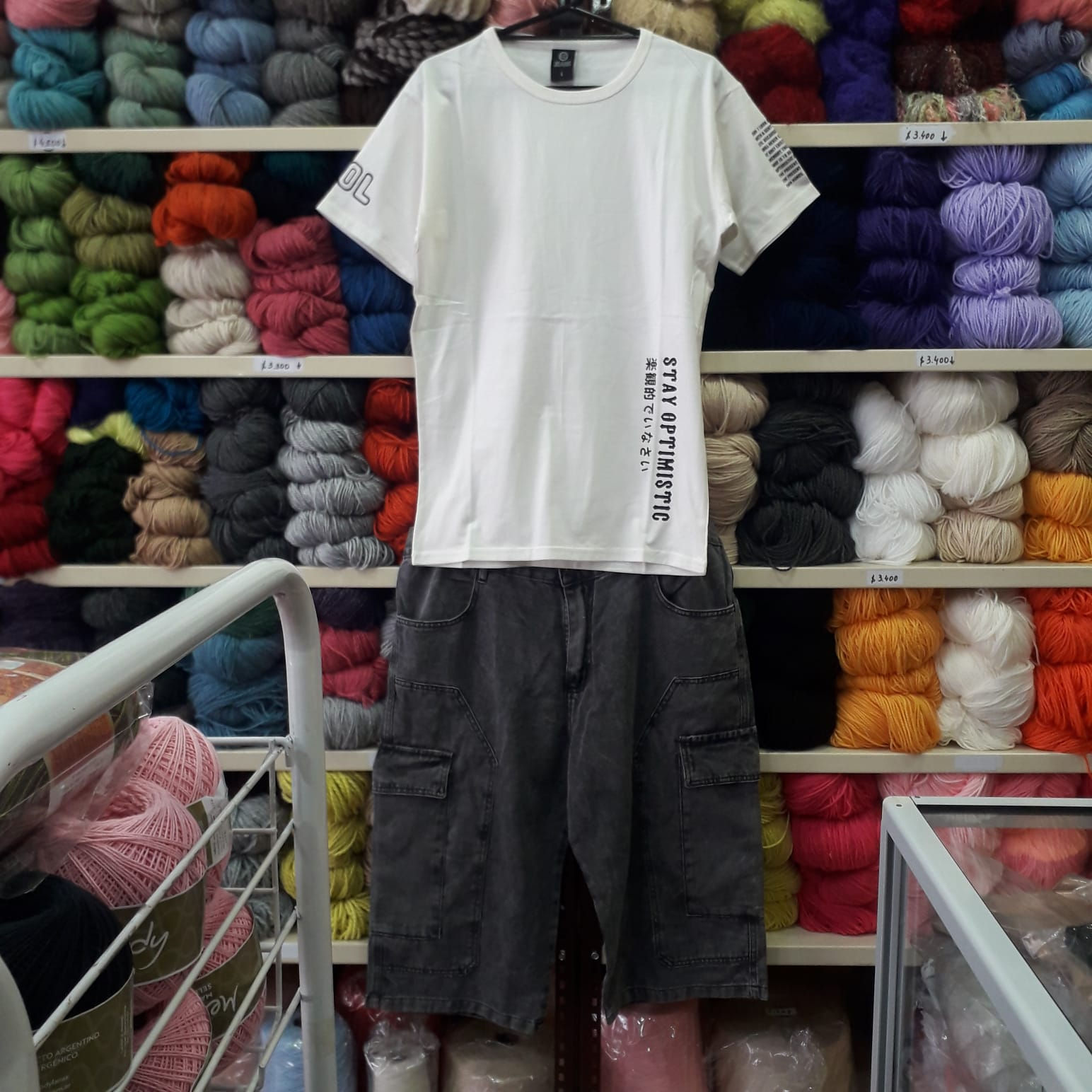 R 51-REMERA ESTAMPA LETRAS