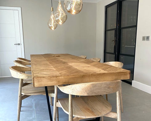 herringbone dining table, trade furniture, trade account salty bespoke interiors, interior design trade, B2B dining table, wooden diningtable , furniture stockist dorset, trade dining room furniture, hotel dining tables, home staging trade account