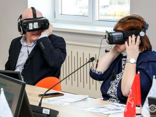 Состоялось внутрифирменное обучение по использованию иммерсивной технологии применения VR на уроке