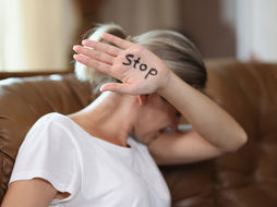 Violenza contro le donne, monitoraggio sulla attivazione di progetti, attività e  iniziative di contrasto al fenomeno. Compilazione del questionario entro il 29 maggio 2025