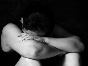 "Non possiamo chiedere alle ragazze di diventare meno libere per sentirsi più sicure", il CNDDU  si esprime sul caso della violenza sessuale a discapito di una diciannovenne a Milano